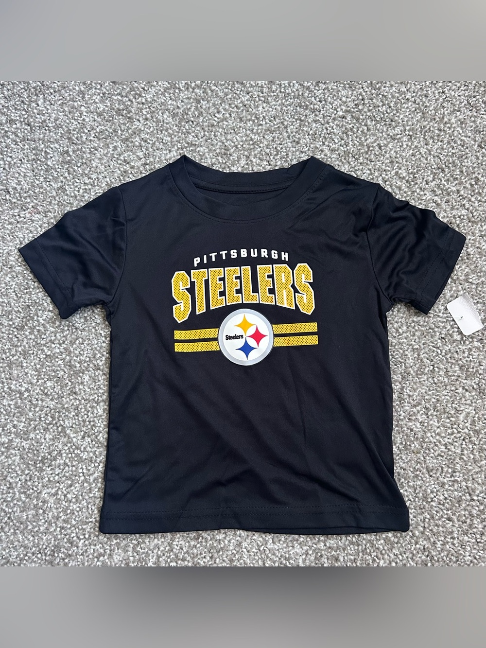 NWT NFL Pittsburgh Steelers Short Sleeve Shirt